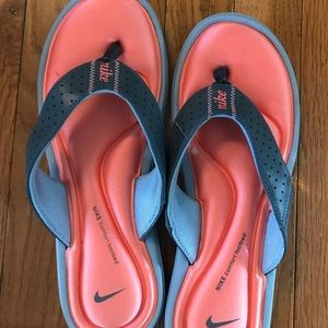 Mike women’s sandals